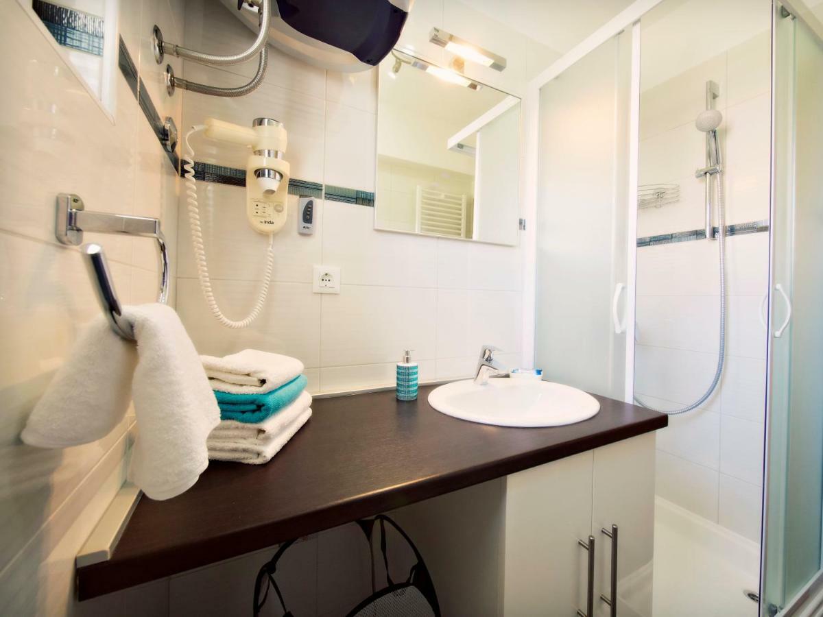 Apartmani Fortuna Zlarin Eksteriør billede