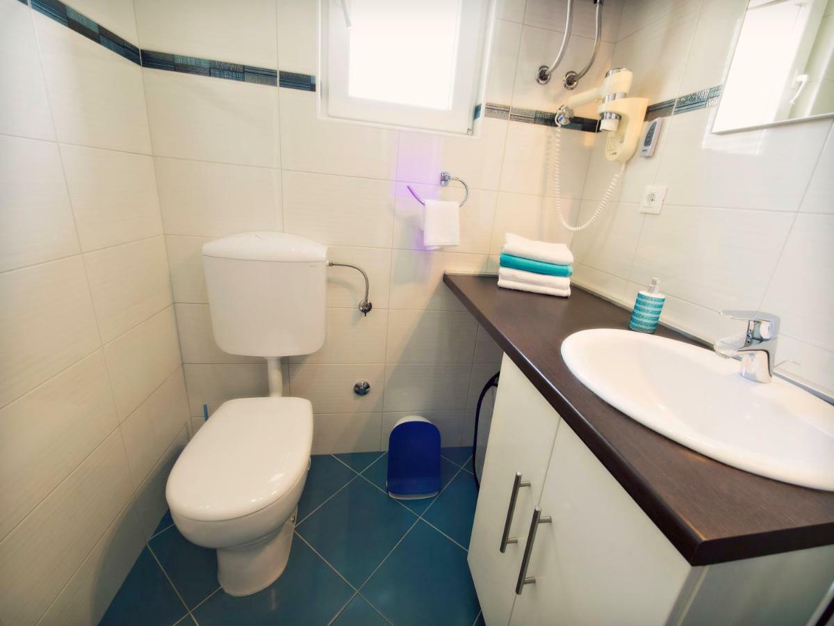 Apartmani Fortuna Zlarin Eksteriør billede
